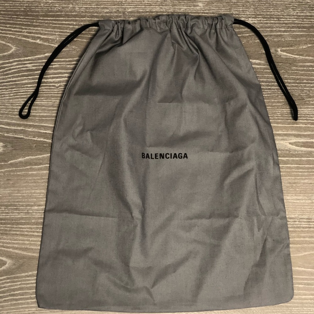 BALENCIAGA dust bag